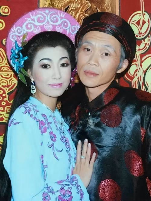 Hoài Linh yêu cầu ca khúc '10 năm tình cũ' tặng Hà My ảnh 1