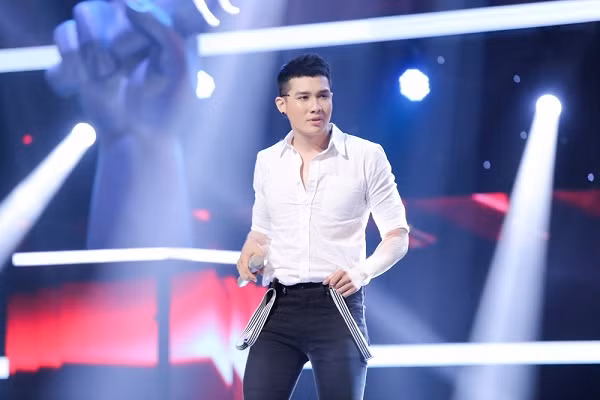 Hot: Trực tiếp tập 9 The Voice- Giọng hát Việt 2017- cái kết đẹp với sự trở lại của Đào Tín nhờ quyền cứu của HLV Tóc Tiên ảnh 12