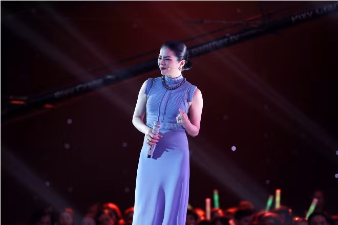 Thần tượng Bolero: Thí sinh hai lần thi Bolero chọn HLV Ngọc Sơn, dù Lệ Quyên dành cho rất nhiều tình cảm ảnh 8