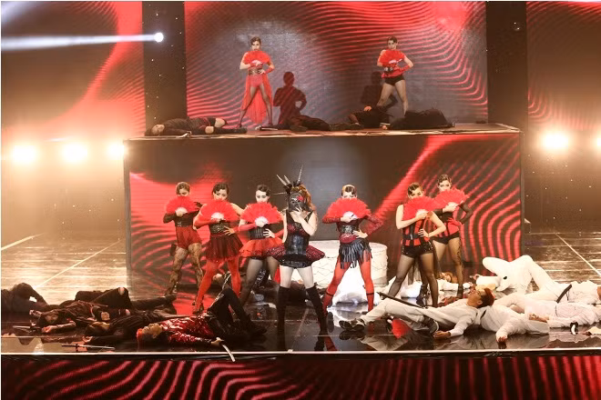 Remix New Generation: Tronie - MiA đưa khán giả đến Mông Cổ, S.T tái hiện đất nước Ấn Độ ảnh 9