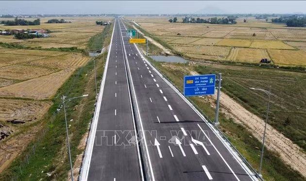 Đánh thức hành lang kinh tế miền Trung - Tây Nguyên - Bài 1: Mở đường không gian cao nguyên - biển