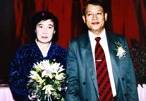 Những mối tình cổ tích giữa đời thường ảnh 1