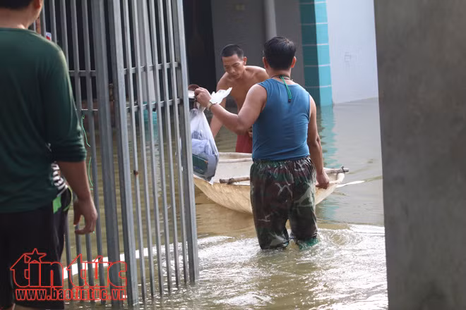 Người dân xã Tân Tiến khốn khổ vì sống trong cảnh ngập lụt và ô nhiễm ảnh 3