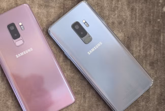 Ngẩn ngơ trước sắc màu những smartphone đang ‘hút hồn’ giới trẻ ảnh 8