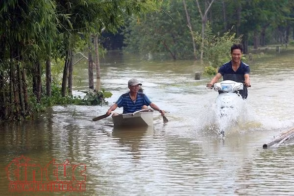 Áp thấp gây mưa to ở Bắc Bộ đến hết ngày mai ảnh 1