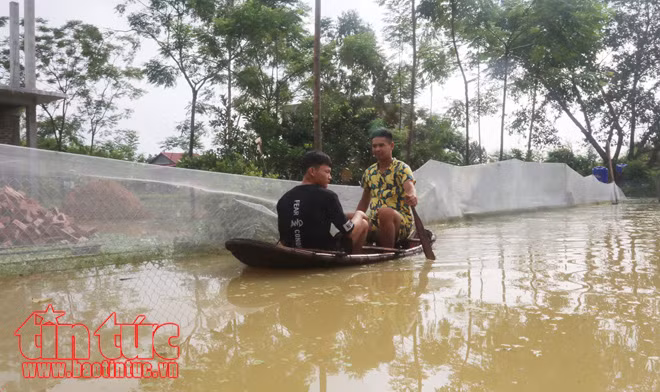 Người dân xã Tân Tiến khốn khổ vì sống trong cảnh ngập lụt và ô nhiễm ảnh 2