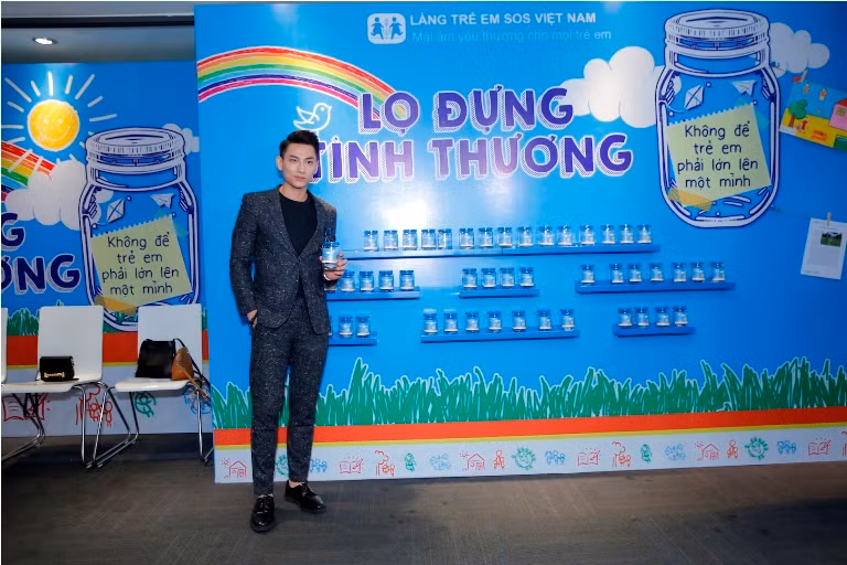"Lọ đựng yêu thương" cho những trẻ em làng SOS ảnh 9