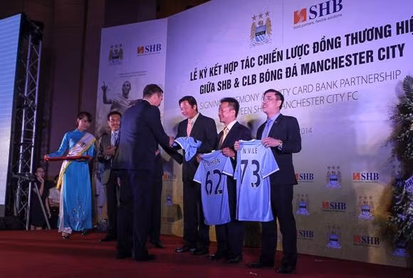SHB tiếp tục hợp tác chiến lược với CLB Manchester City ảnh 1