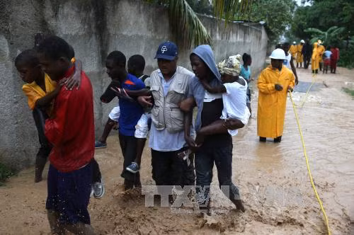 Bão Matthew tràn vào Caribe, 17 người thiệt mạng ảnh 1