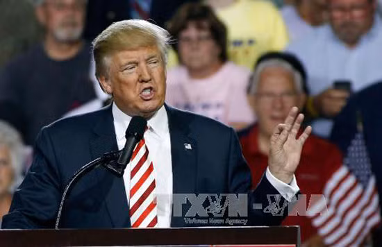 Ông Trump muốn gỡ bỏ 70% các quy định liên bang ảnh 1