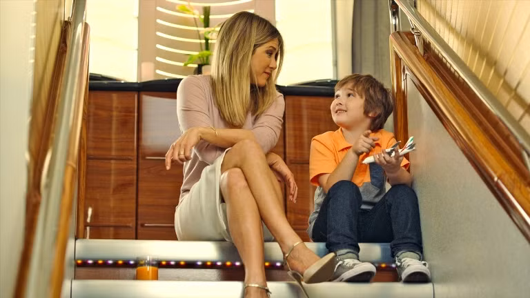 Jennifer Aniston trở lại trên chuyến bay Emirates ảnh 2