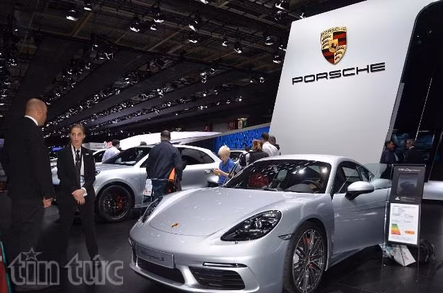 Dàn xe sang lóa mắt tại Paris Motor Show 2016 ảnh 3