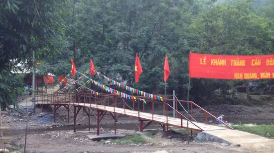 Nữ phó chủ tịch xã hết lòng vì dân ảnh 1