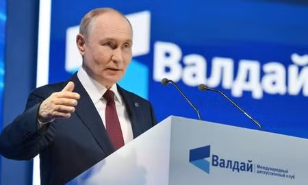 Tổng thống Nga Vladimir Putin phát biểu tại Diễn đàn Valdai ngày 1/10. Ảnh: Sputnik