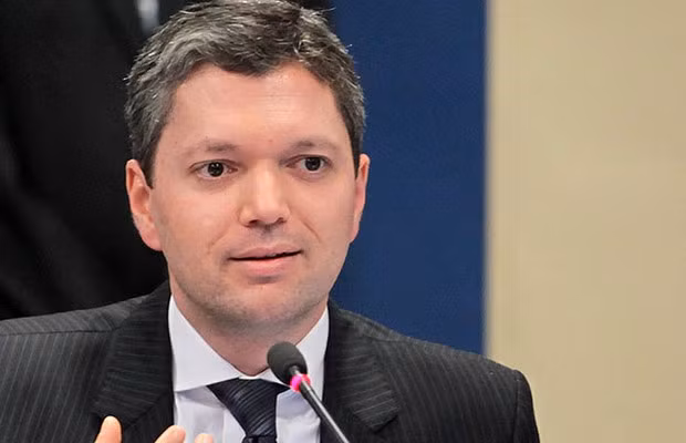 Chính phủ lâm thời Brazil lại lao đao vì Petrobras ảnh 1