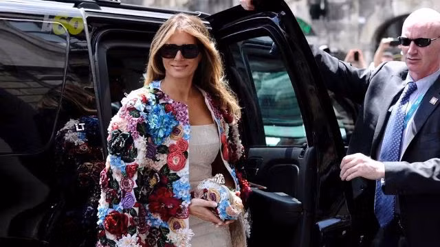 Chiêm ngưỡng những bộ cánh thời thượng của bà Melania Trump ảnh 1