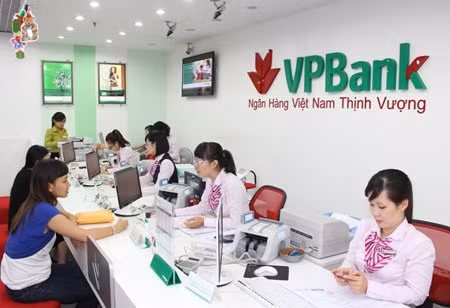 Ngân hàng giảm mạnh thủ tục hành chính cho khách hàng ảnh 1