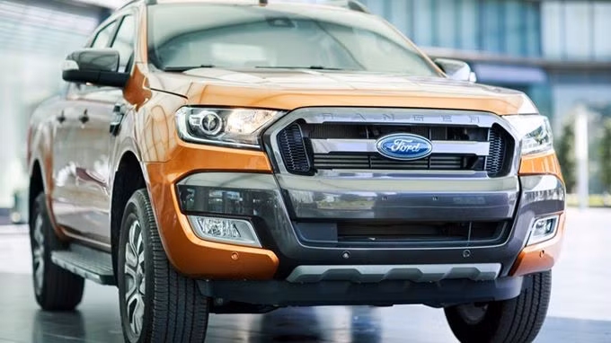 Ford Ranger nâng cấp về Việt Nam có giá từ 619 triệu đồng ảnh 1