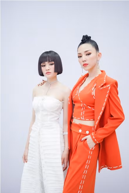 Chung kết 1 The Voice 2017: Ali Hoàng Dương khiến khán giả rơi nước mắt ảnh 13