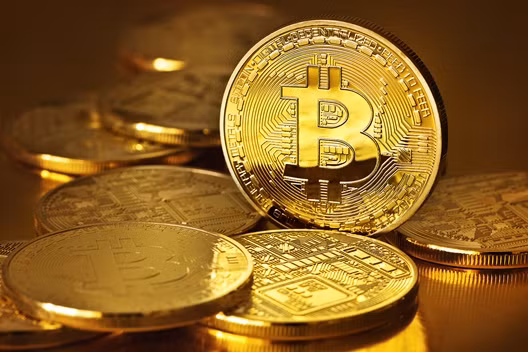Giá trị của tiền ảo Bitcoin tăng gần 730.000 lần trong 7 năm ảnh 1