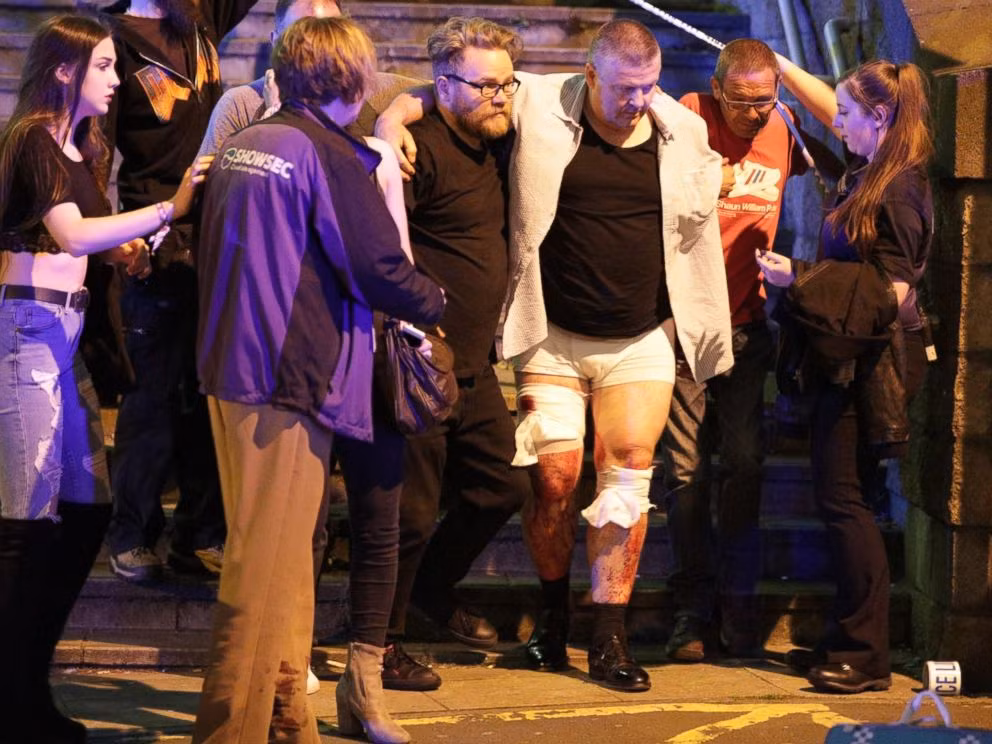 Nổ lớn ở sân vận động Manchester Arena, cảnh sát xác nhận 19 người thiệt mạng ảnh 1
