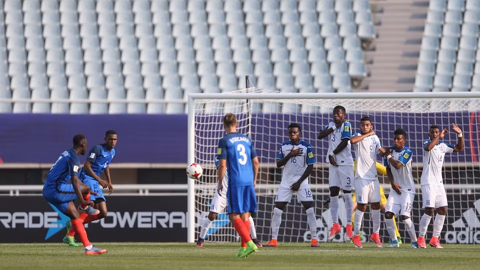 U20 Pháp khẳng định sức mạnh bằng chiến thắng 3 - 0 trước Honduras ảnh 1
