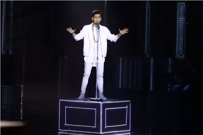 The Voice 2017: Ali Hoàng Dương khẳng định đẳng cấp, là ứng viên ngôi quán quân ảnh 1