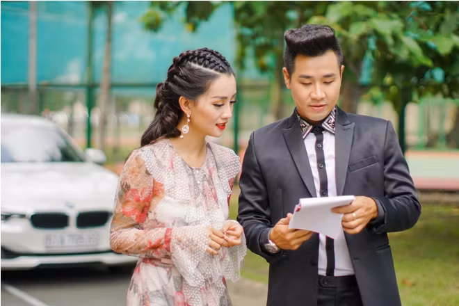 Hai MC sáng giá của chung kết The Voice 2017 ảnh 6