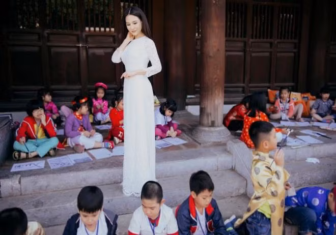 Thanh xuân với áo dài thanh lịch cùng Hoa hậu Sương Đặng ảnh 5