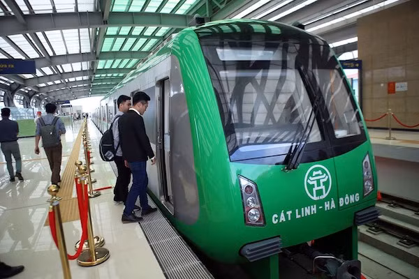 Háo hức ngày đầu tham quan nhà ga La Khê ảnh 5