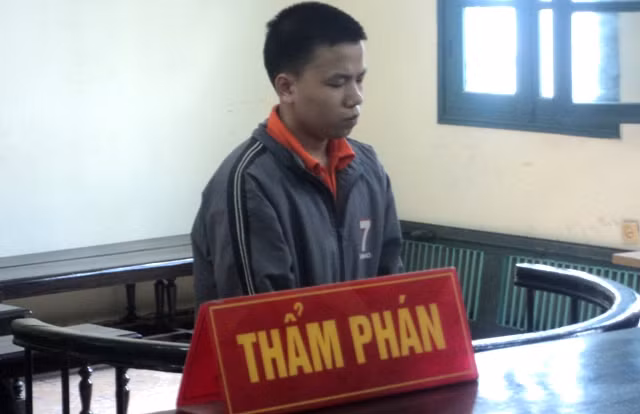 HN: Bị ném đá chết vì chửi người khác què_0