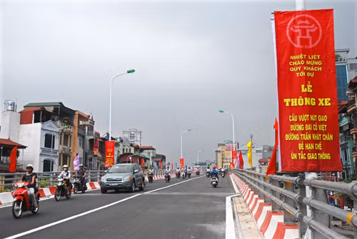 Cầu vượt Trần Khát Chân - Đại Cồ Việt đi vào hoạt động ảnh 4