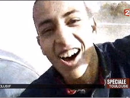 Đài Al-Jazeera đã nhận video cảnh sát thủ Toulouse giết người ảnh 1