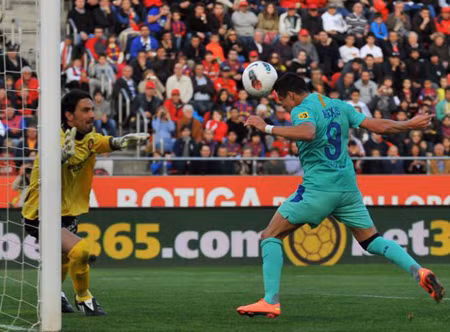 Từ bàn thắng của Messi: Có một Alexis khiêm tốn! ảnh 1
