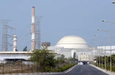 Iran sẽ sản xuất vũ khí hạt nhân nếu bị tấn công ảnh 1