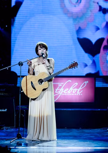 "Bài hát Việt 2011": Thái Trinh giành giải Triển vọng ảnh 1