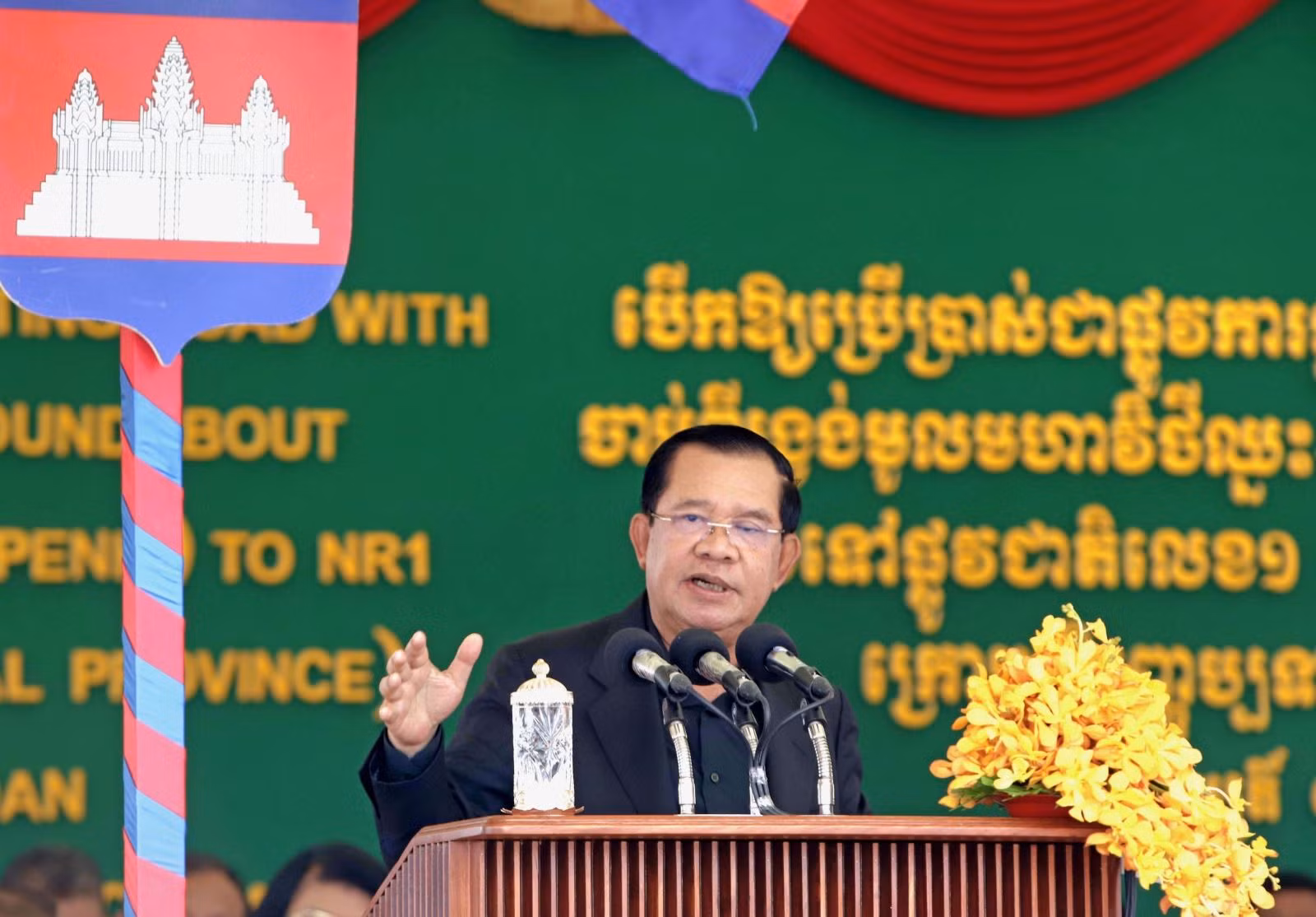 Thủ tướng Chính phủ Hoàng gia Campuchia Samdech Techo Hun Sen phát biểu tại Phnom Penh ngày 3/8/2023. Ảnh: Kyodo/TTXVN