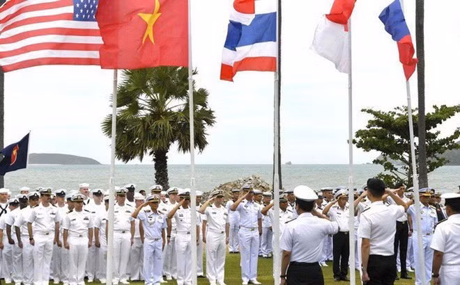 Hải quân Việt Nam tham gia diễn tập hàng hải ASEAN và Hoa Kỳ (AUMX) từ ngày 2 - 6/9 /2019 tại khu vực Vịnh Thái Lan và vùng biển phía Nam mũi Cà Mau. Ảnh: TTXVN phát