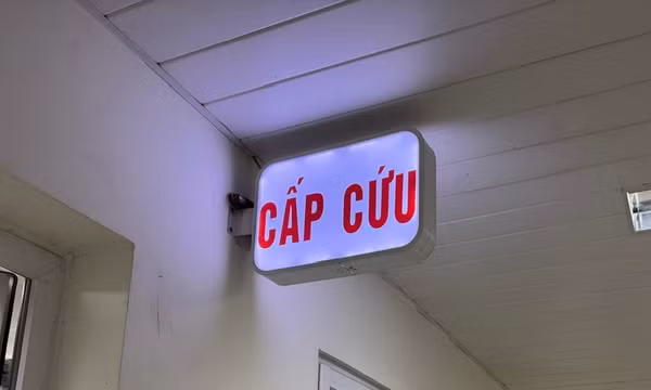 Tập trung cấp cứu điều trị cho các nạn nhân bị ngộ độc khí 