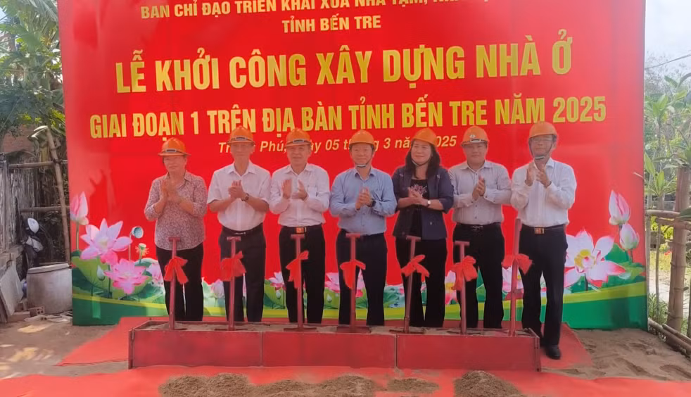 Bến Tre quyết tâm xóa hơn 1.000 nhà tạm, nhà dột nát trong giai đoạn I