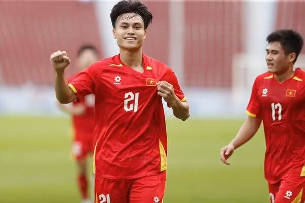 Minh Phúc và cái duyên với U23 Trung Quốc