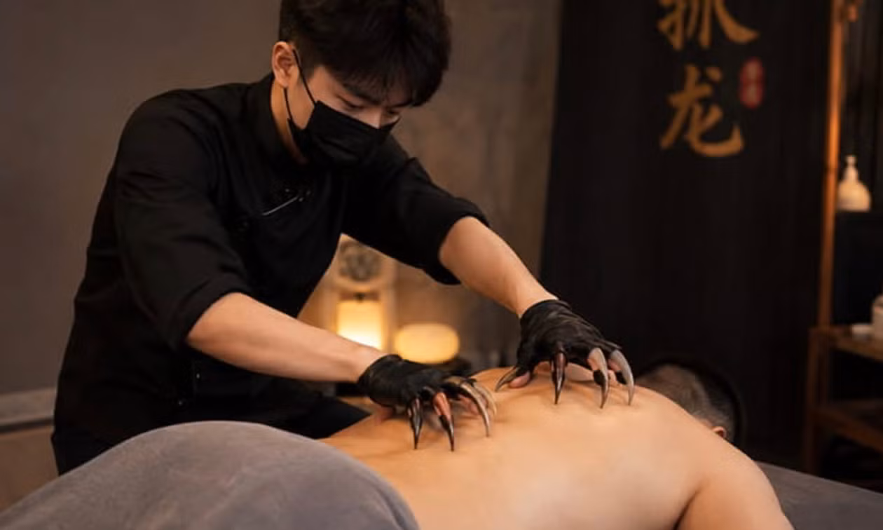 Dịch vụ lạ ở Trung Quốc: Trả tiền để được gãi giúp giảm căng thẳng