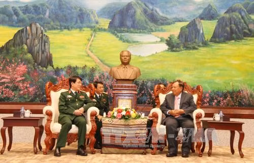 Lãnh đạo Lào đánh giá cao hợp tác quân đội Việt-Lào ảnh 2