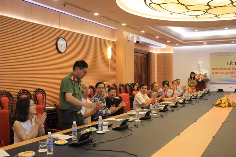"Quốc hội với doanh nghiệp, doanh nhân Việt Nam” ảnh 4