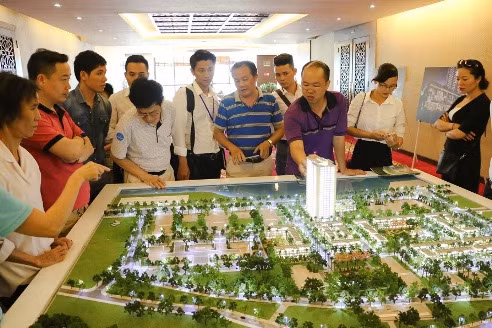 Rộn ràng ngày mở bán Green Bay Premium & Village ảnh 1