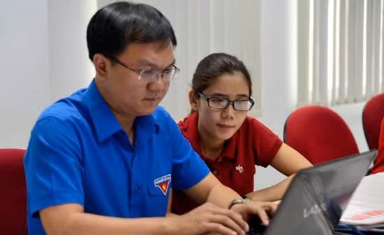 Đột phá đào tạo nguồn cán bộ trẻ ảnh 1