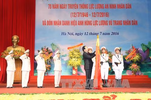 Kỷ niệm 70 năm Ngày truyền thống lực lượng An ninh nhân dân ảnh 1