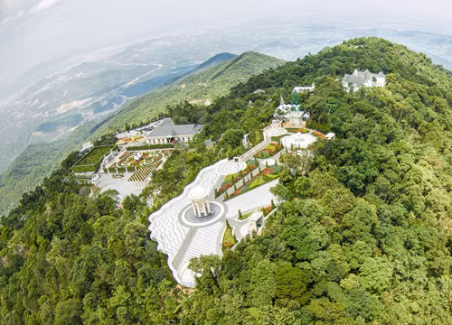 Bà Nà Hills lọt top 5 khu du lịch hàng đầu Việt Nam ảnh 2