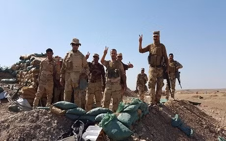 Iraq giành lại căn cứ chiến lược phía nam Mosul ảnh 1