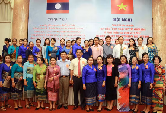 Phụ nữ biên giới chia sẻ kinh nghiệm hợp tác ảnh 1